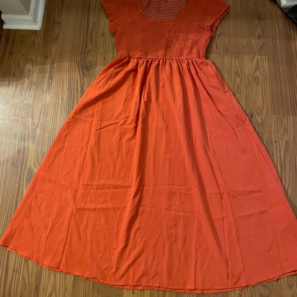 Orange Smocked Bodice Cap Sleeve Scoop neckline Light Maxi Dress New with Tags